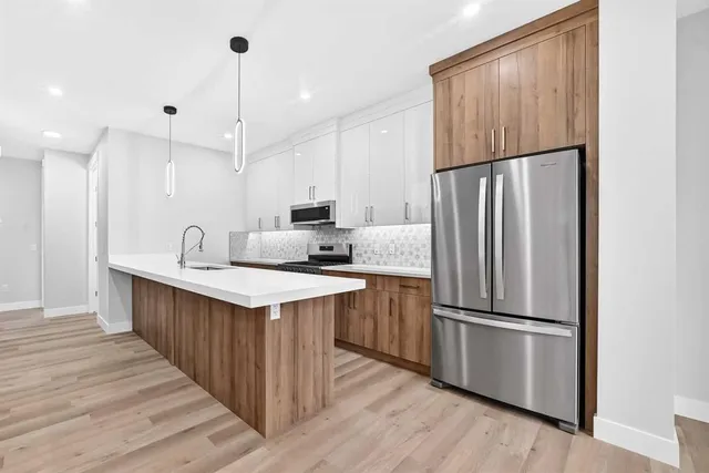 1212 Waterford Dr, Chestermere 3