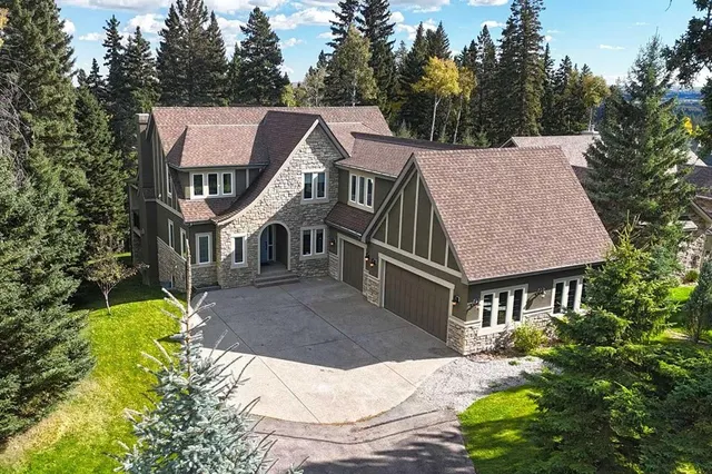 158 Hawks Landing Dr, Rural Foothills County 3