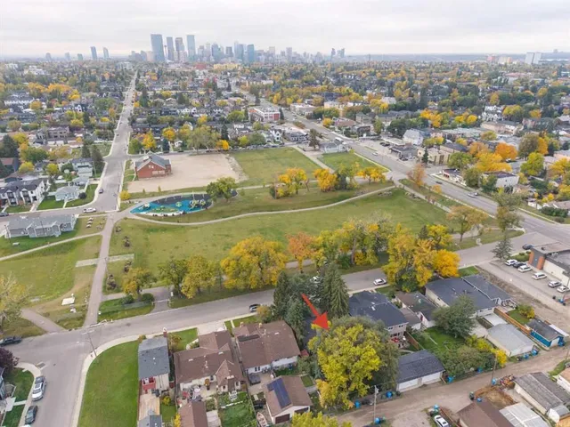 130 30 Ave, Calgary 2
