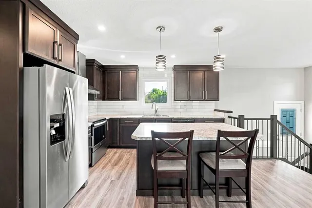 3237 55 Ave, Red Deer 5