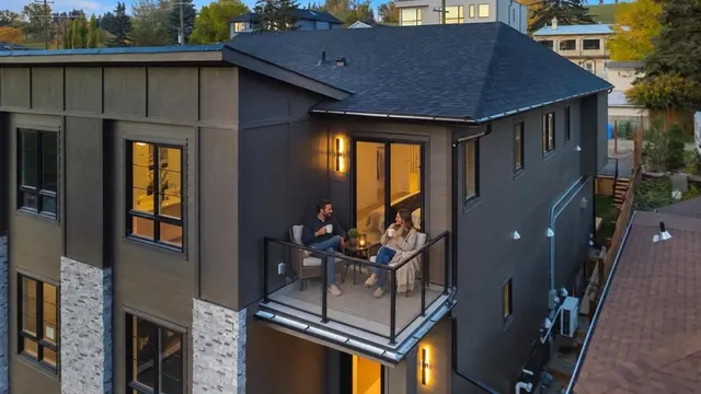 4614 22 Ave, Calgary 2