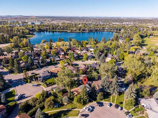 47 Midvalley Rise, Calgary 3