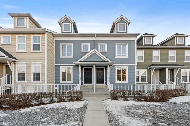 111 Auburn Bay St, Calgary 2