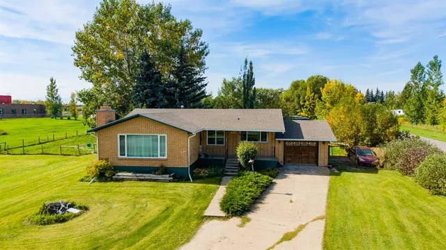 298 1 Ave, Glenwood