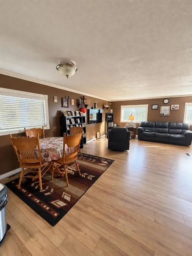 128 Grandview Cres, Fort McMurray 3