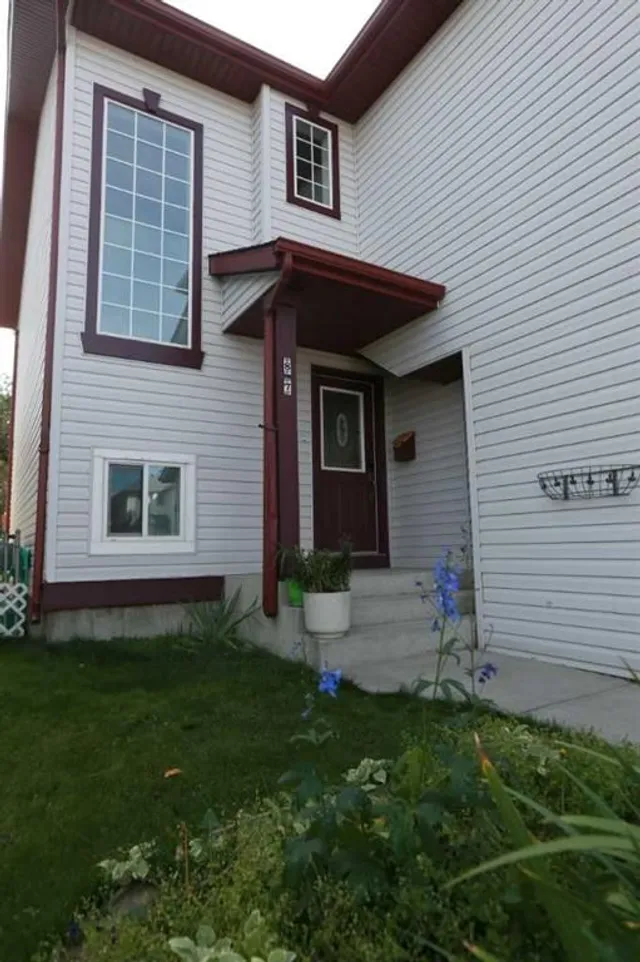 87 Hidden Ranch Terr, Calgary 3