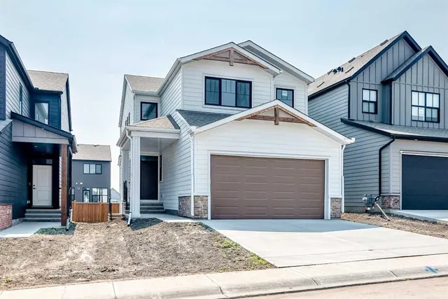 1085 Sawgrass Link, Airdrie 2