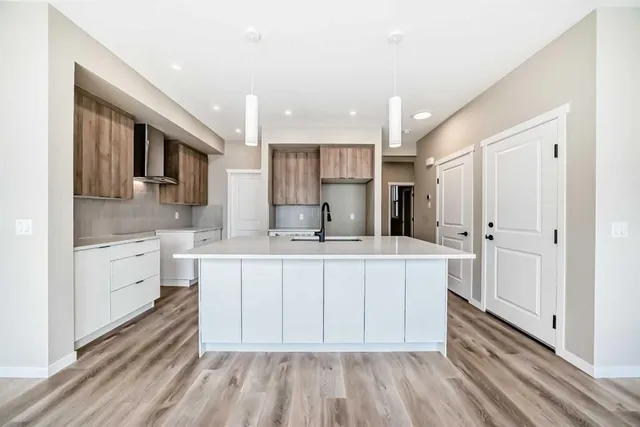 1085 Sawgrass Link, Airdrie 5