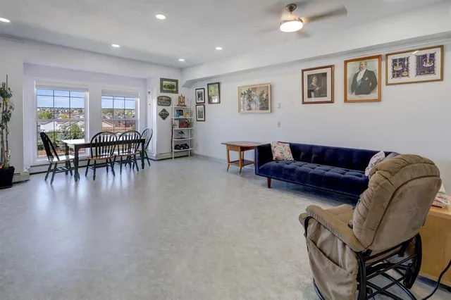 151 Country Village Rd #2452, Calgary 3