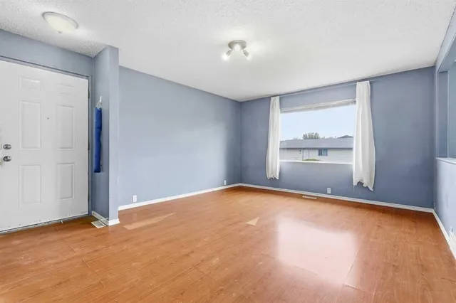 3804 Dover Ridge Dr, Calgary 5