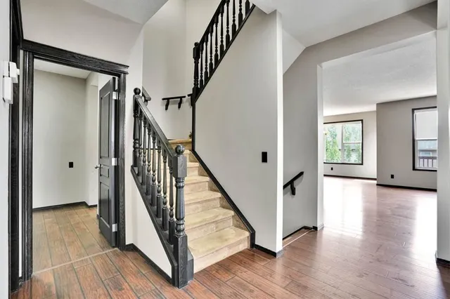 109 Pantego Terr, Calgary 4