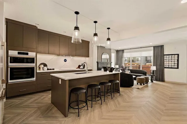 348 Herron Landng, Calgary 4