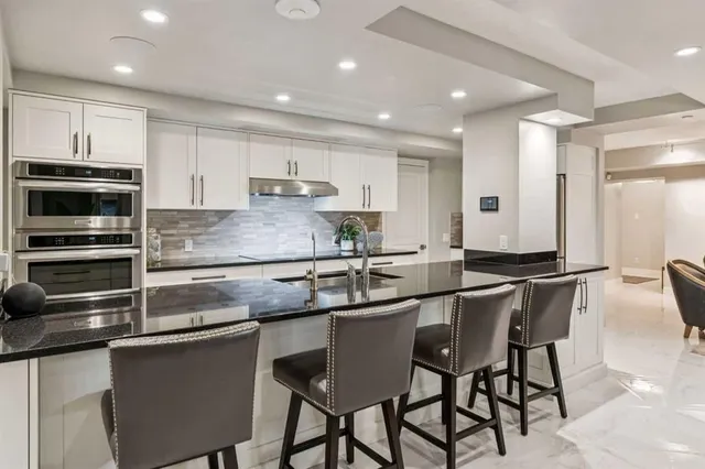 400 Eau Claire Ave #8203, Calgary 3