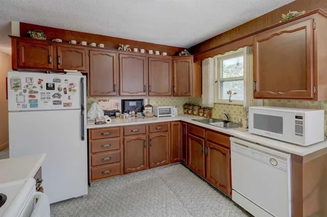 2119 Halifax Cres, Calgary 3