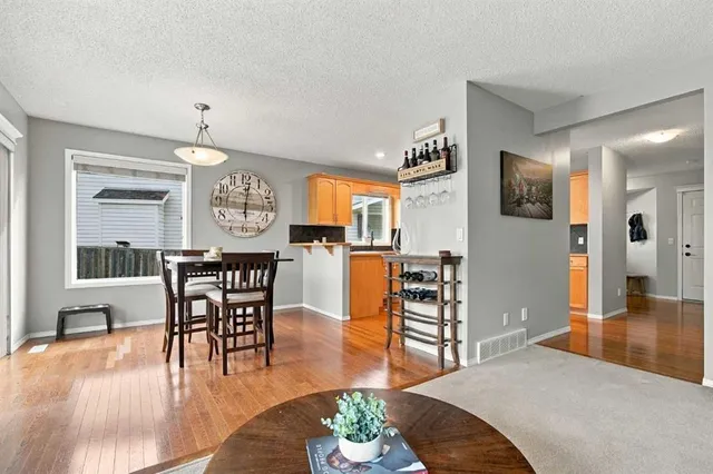 115 Evansmeade Cres, Calgary 3