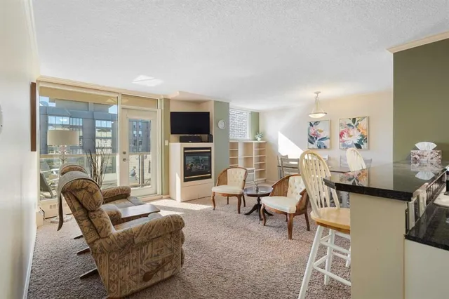 4603 Varsity Dr #704, Calgary 5