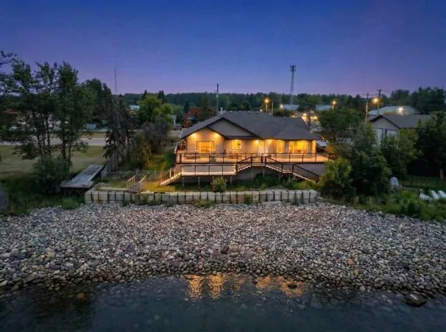 81 Peace River Avenue, Joussard 3