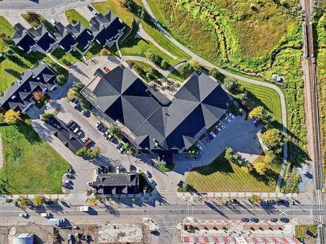 305 1 Ave #316, Airdrie 3