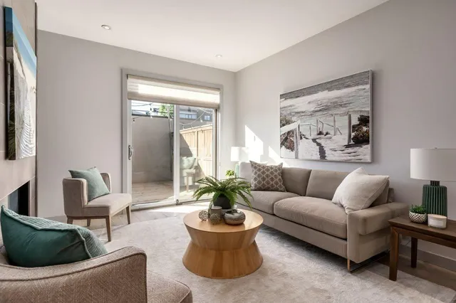 1739 36 Ave #2, Calgary 2