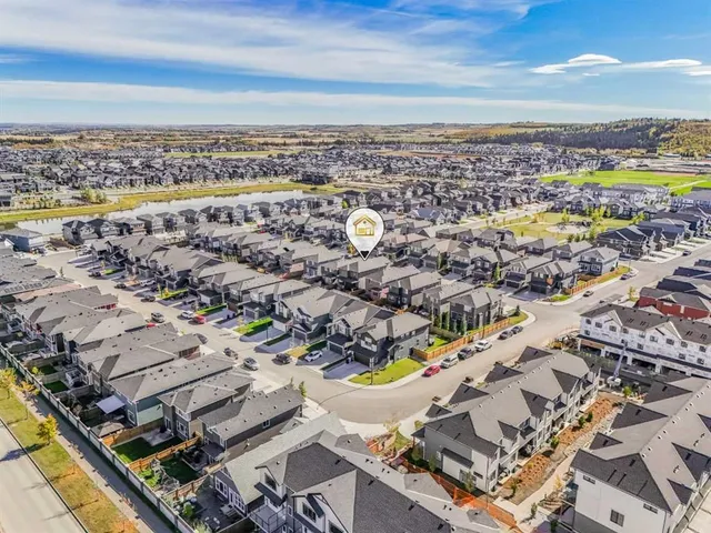 58 Creekside Ave, Calgary 2