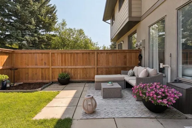 5019 46 Ave #9, Calgary 4