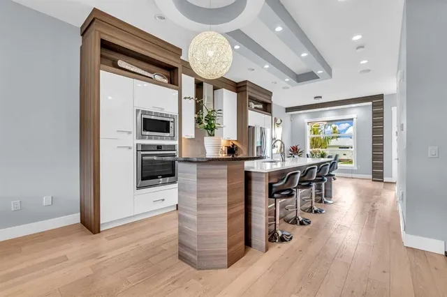 2417 25 Ave, Calgary 5