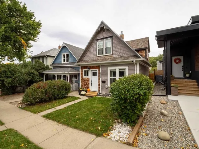 925 9 St, Lethbridge 3