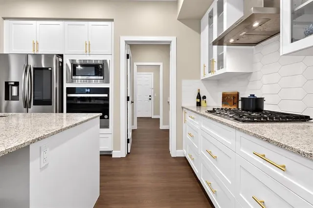 66 Belmont Manor, Calgary 5