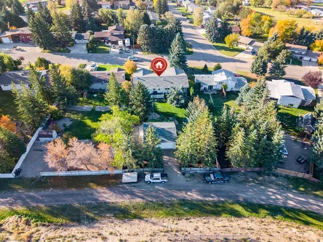 205 8th Ave, Milk River 4