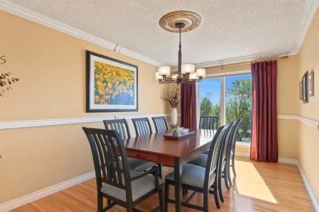32 Mt Kidd Pt, Calgary 4