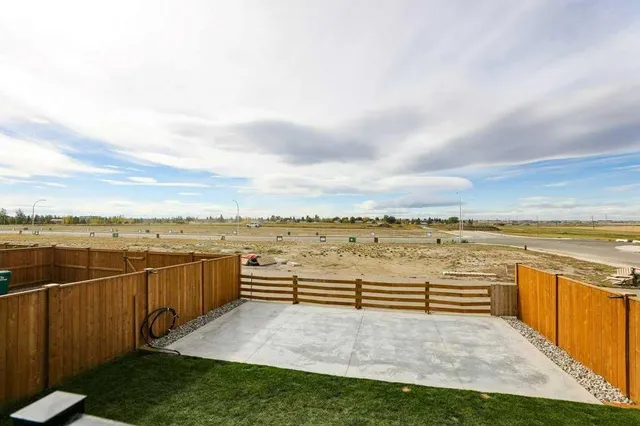 182 Caribou Bend, Lethbridge 5