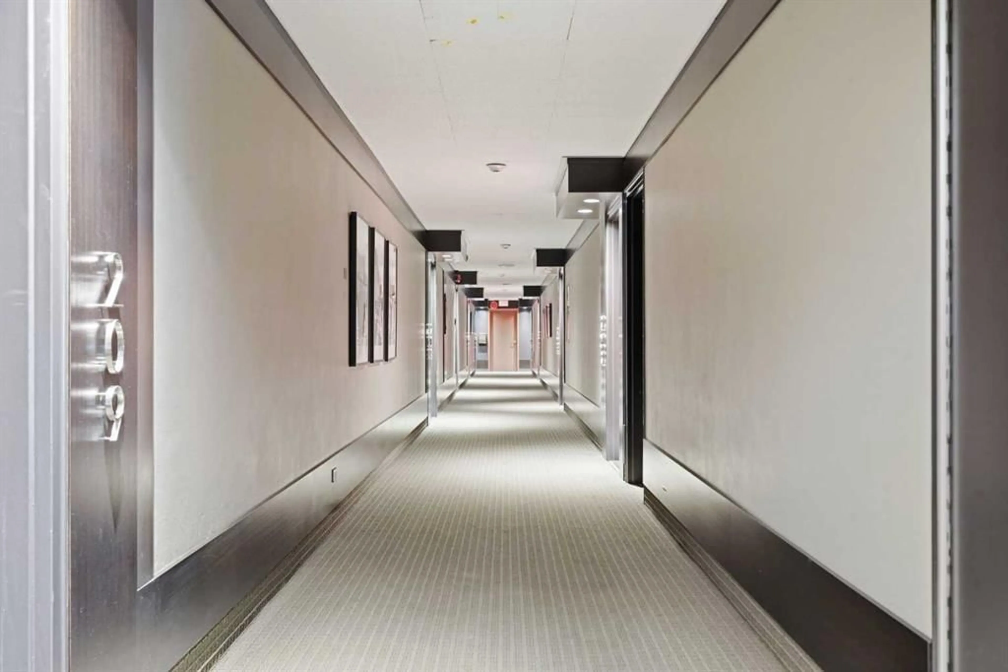 pillar/IMG-A2348886_4.jpg