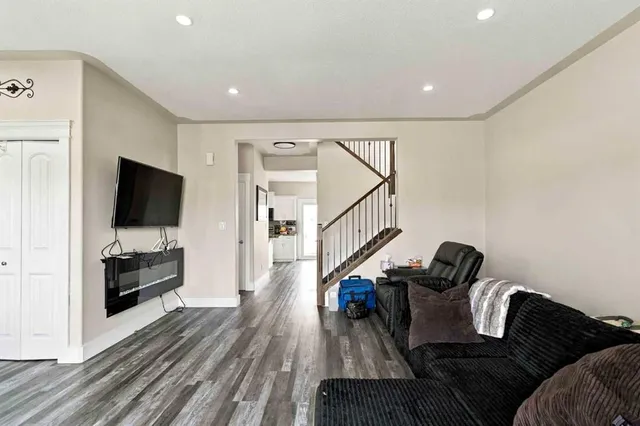 152 Chestnut Way, Fort McMurray 5