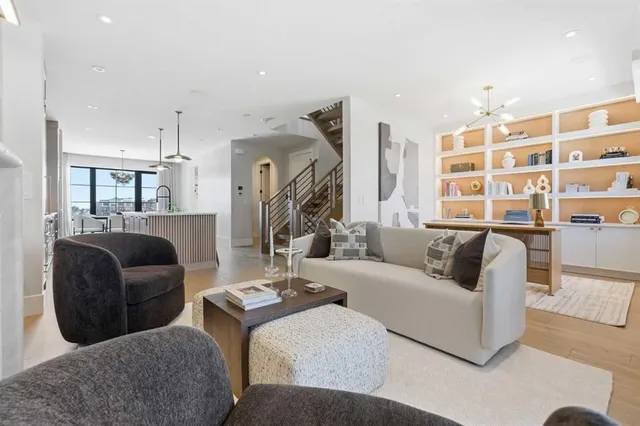 1700 73 St #305, Calgary 5