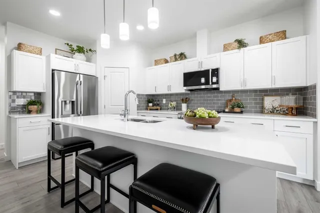 304 Heritage Blvd, Cochrane 3