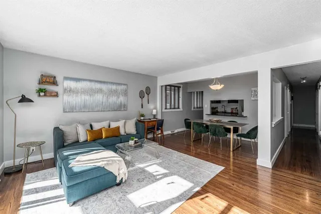 1908 28 Ave #301, Calgary 3