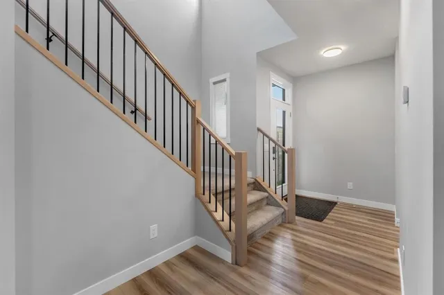 184 Creekstone Row, Calgary 5
