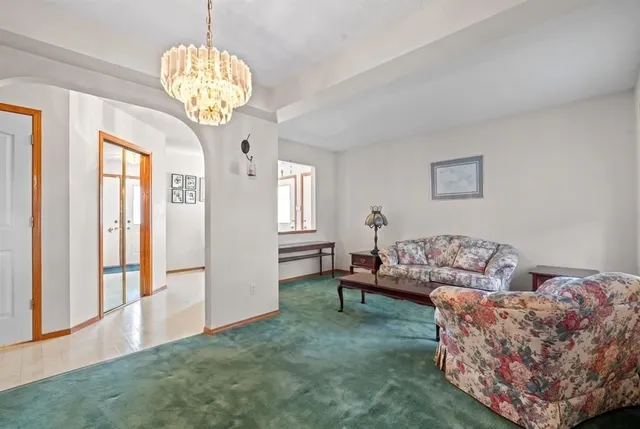 92 Del Ray Close, Calgary 4