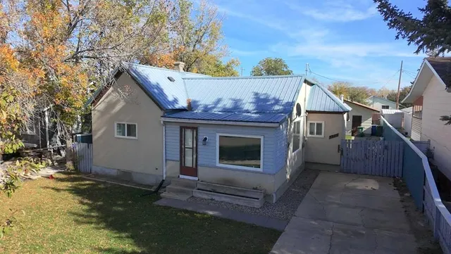 5303 55 St, Taber 2