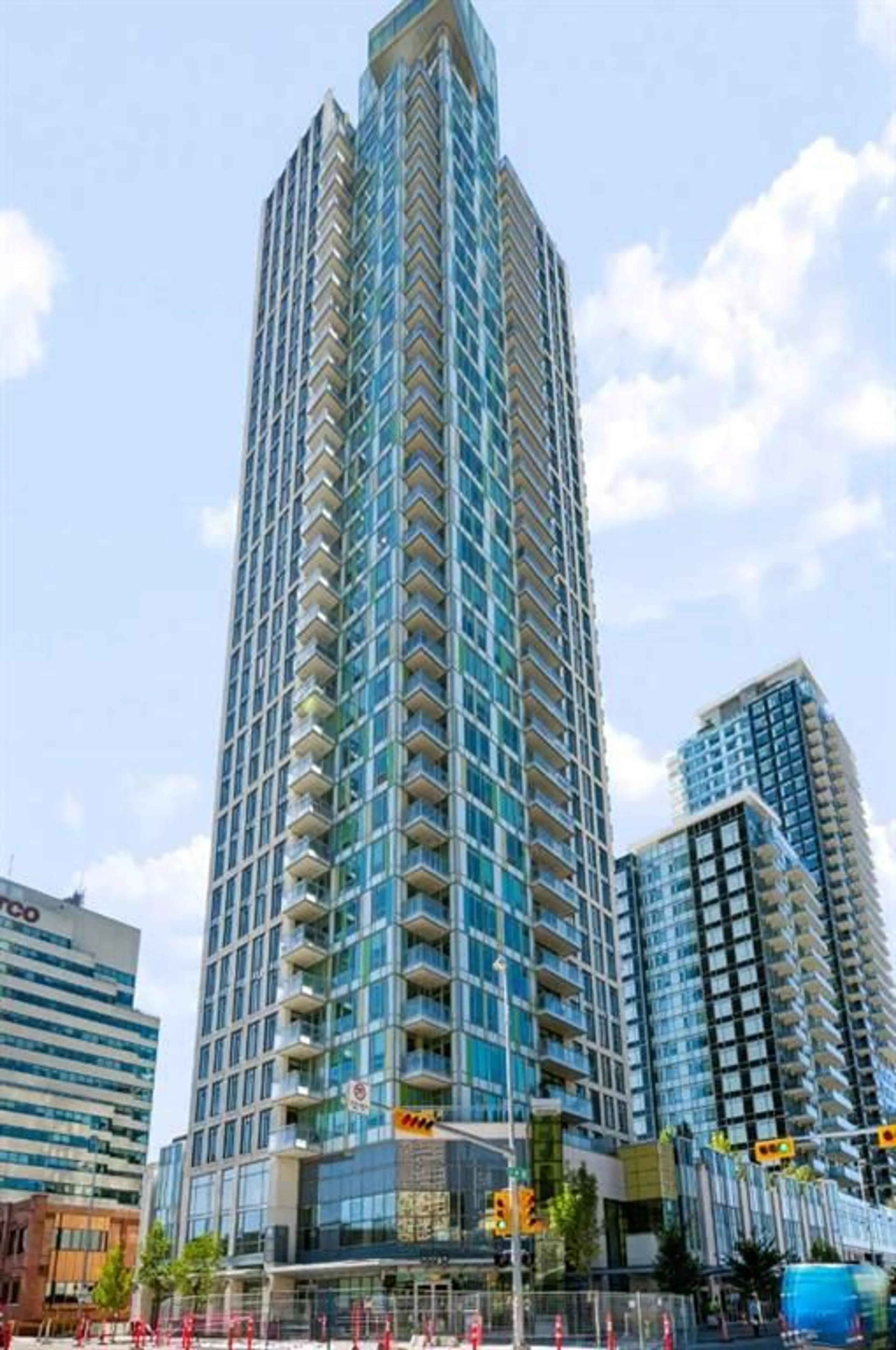 pillar/IMG-A2349113_2.jpg