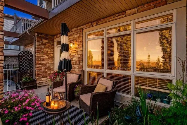 140 Rockyledge View #2, Calgary 2