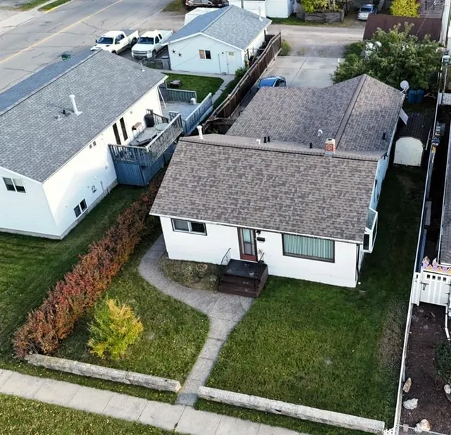 4907 7 Avenue, Edson
