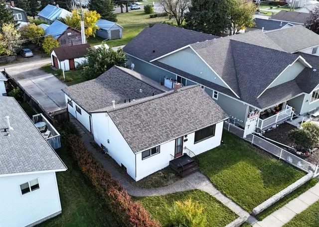4907 7 Avenue, Edson 2