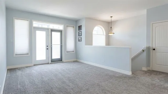 762 Heritage Blvd #60, Lethbridge 2