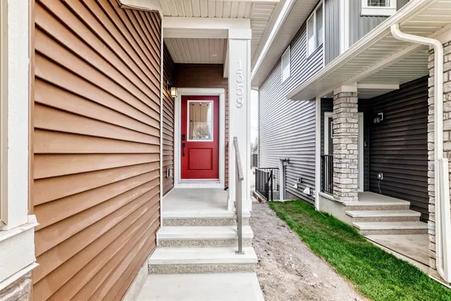 1359 Bayview Cres, Airdrie 2