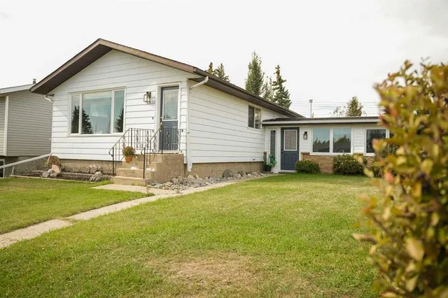 4930 47 St, Killam 2