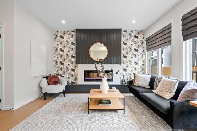 177 Mitchell Rd, Calgary 5