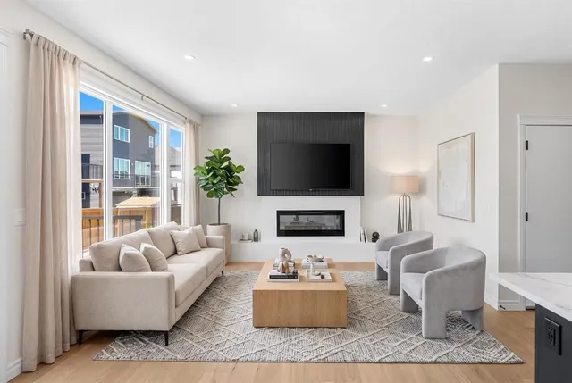 63 Annette Rise, Calgary 3
