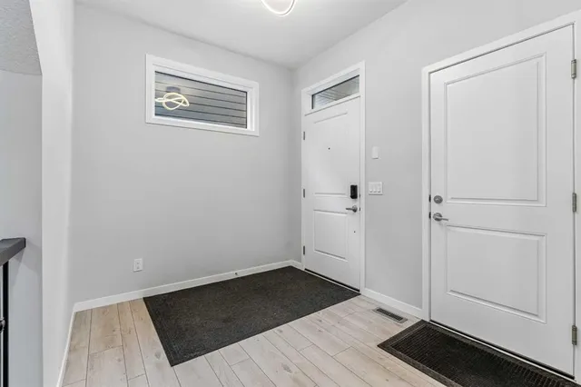 125 Harvest Hills Way, Calgary 3