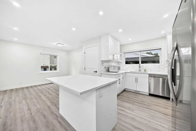 4908 Marlborough Dr, Calgary 4